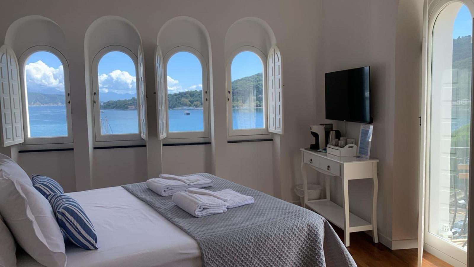 Le Finestre Veneris Hotel Porto Venere Exterior photo
